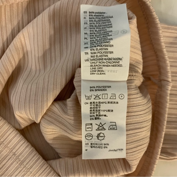 & Other Stories - Mock neck crop top - size 4 - Picture 6 of 6